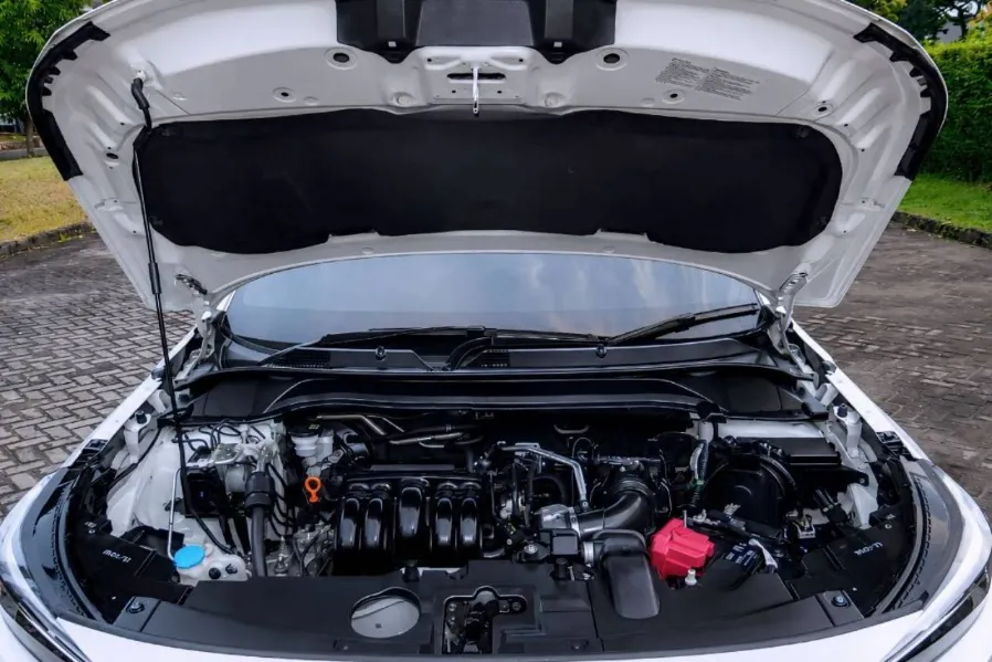 Foto Mobil Bekas Mesin Honda HR-V 1.5 SE tahun 2023