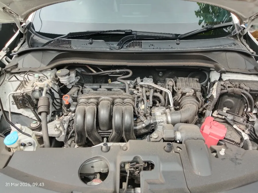 Foto Mobil Bekas Mesin Honda HR-V 1.5 SE tahun 2023