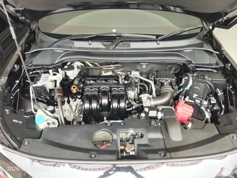 Foto Mobil Bekas Mesin Honda HR-V 1.5 SE tahun 2023