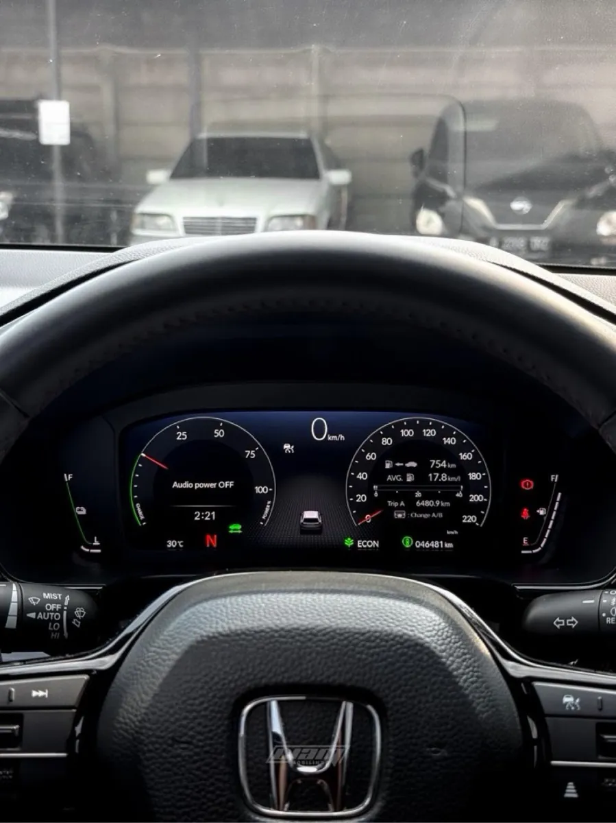 Foto Mobil Bekas Odometer Honda HR-V 1.5 SE tahun 2023
