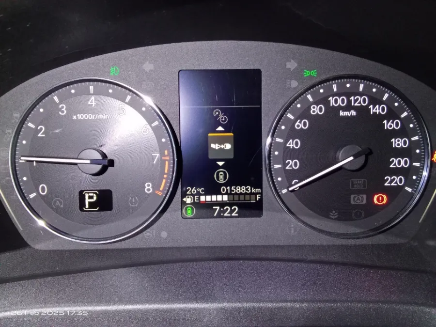 Foto Mobil Bekas Odometer Honda HR-V 1.5 SE tahun 2023