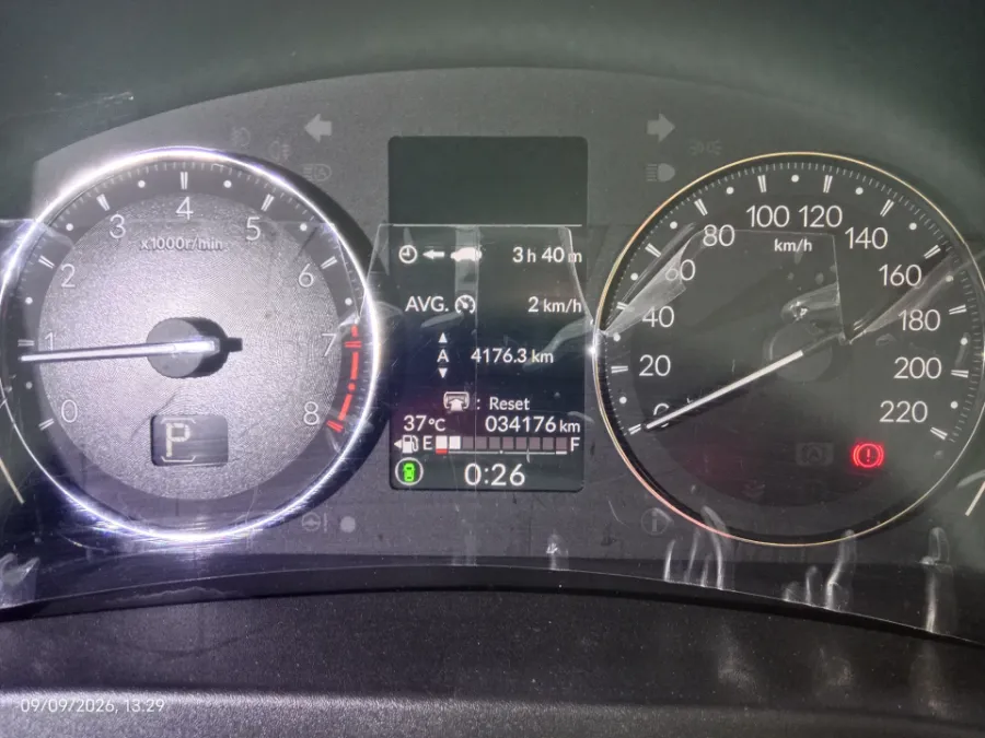 Foto Mobil Bekas Odometer Honda HR-V 1.5 SE tahun 2023