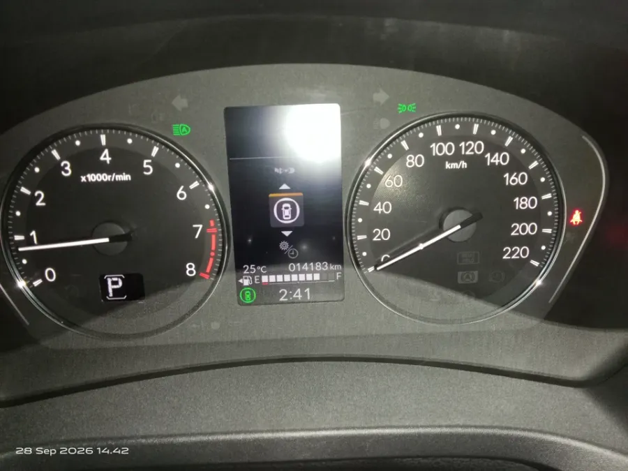 Foto Mobil Bekas Odometer Honda HR-V 1.5 SE tahun 2023