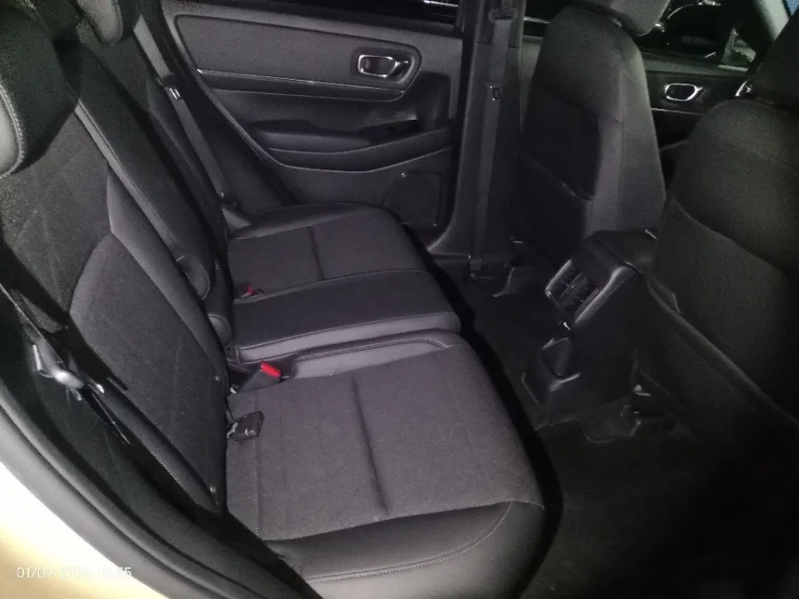 Foto Mobil Bekas Kabin Belakang Honda HR-V 1.5 SE tahun 2024