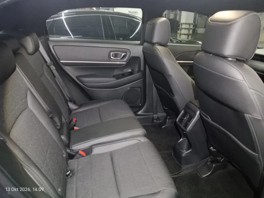 Foto Mobil Bekas Kabin Belakang Honda HR-V 1.5 SE tahun 2024