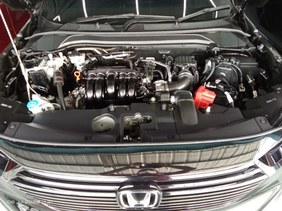 Foto Mobil Bekas Mesin Honda HR-V 1.5 SE tahun 2024