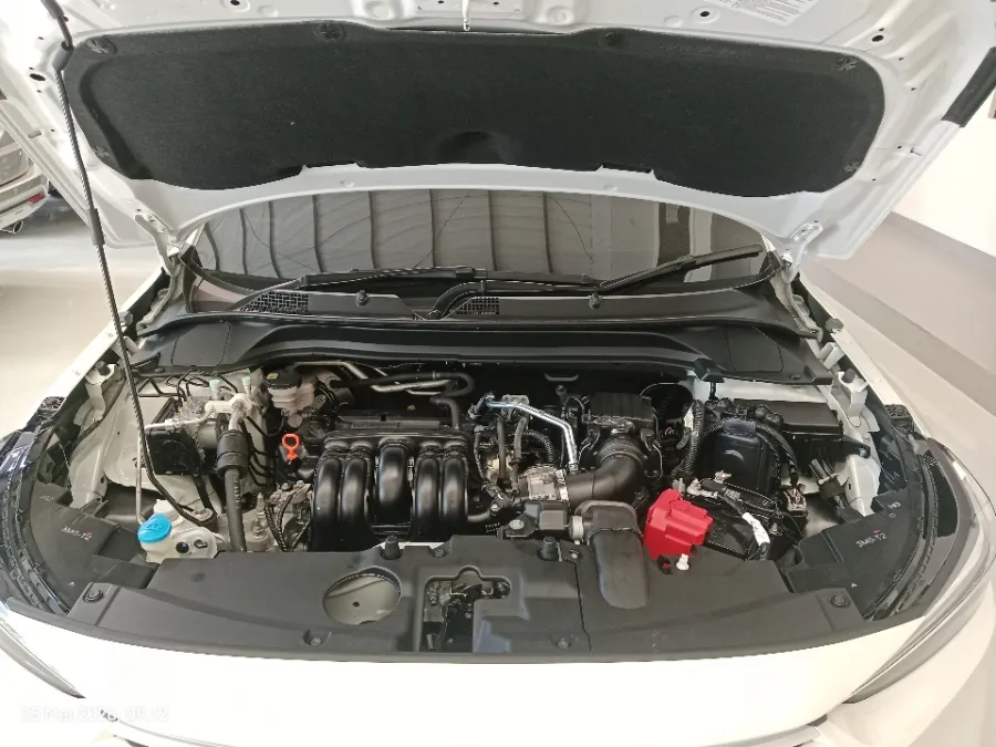 Foto Mobil Bekas Mesin Honda HR-V 1.5 SE tahun 2024