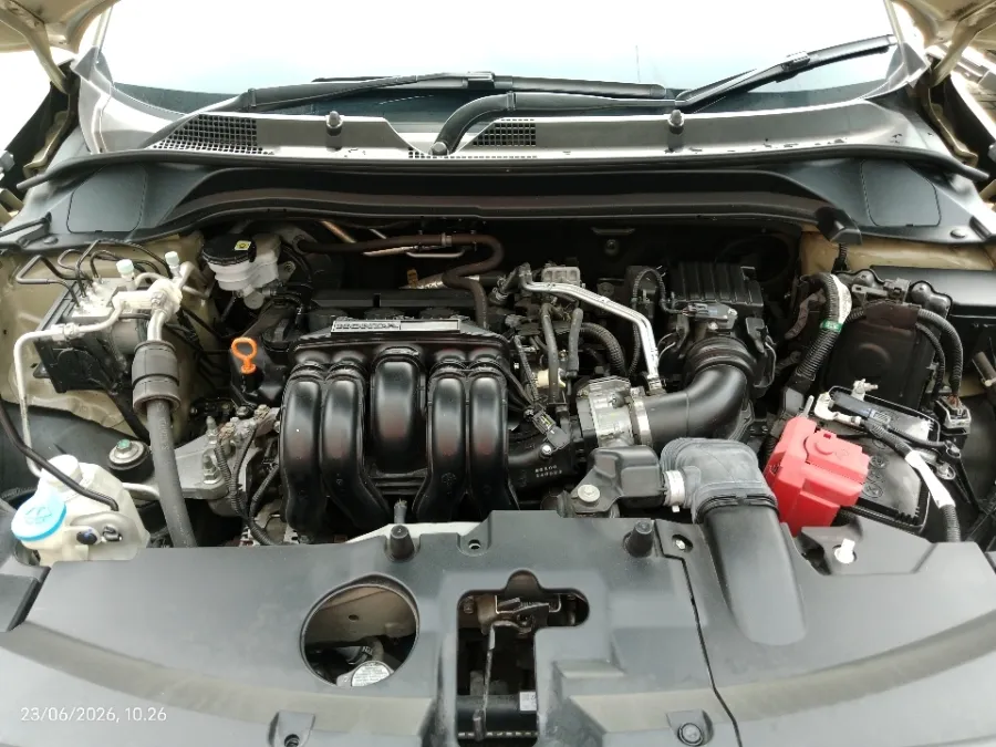 Foto Mobil Bekas Mesin Honda HR-V 1.5 SE tahun 2024
