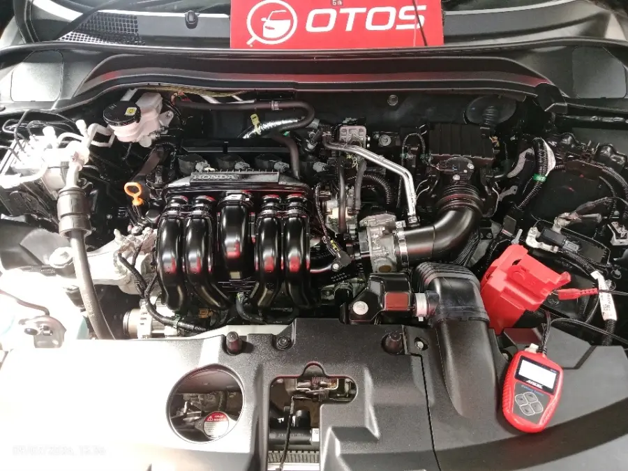Foto Mobil Bekas Mesin Honda HR-V 1.5 SE tahun 2024