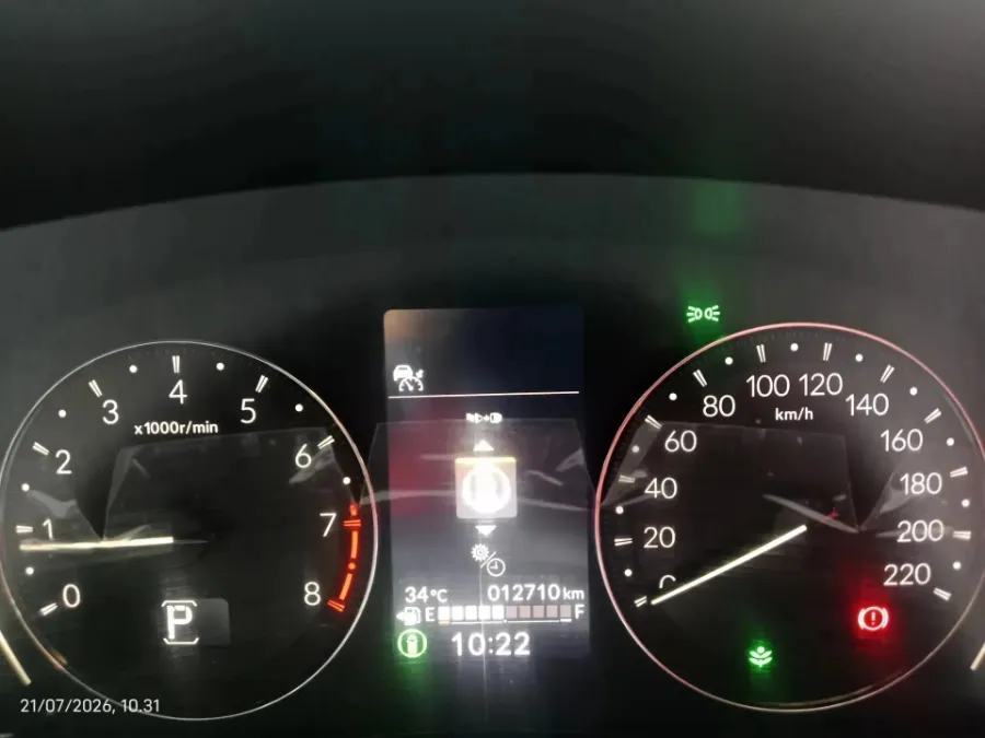 Foto Mobil Bekas Odometer Honda HR-V 1.5 SE tahun 2024