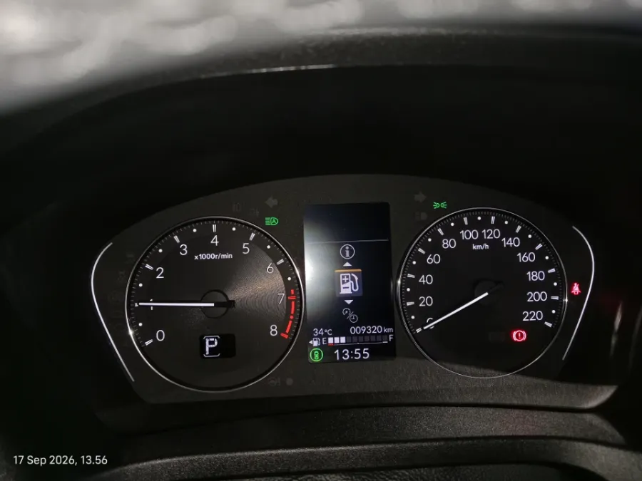 Foto Mobil Bekas Odometer Honda HR-V 1.5 SE tahun 2024
