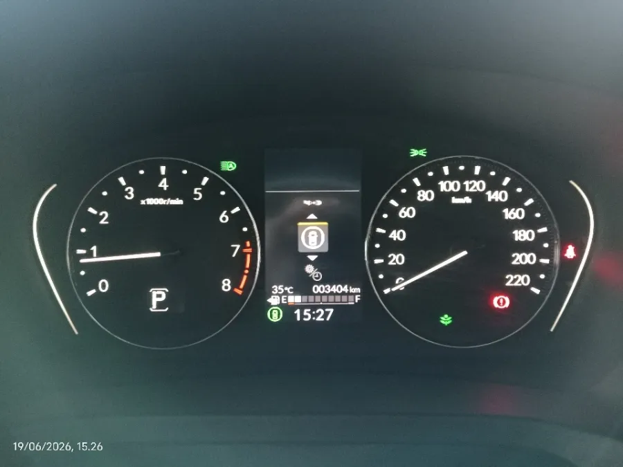 Foto Mobil Bekas Odometer Honda HR-V 1.5 SE tahun 2025
