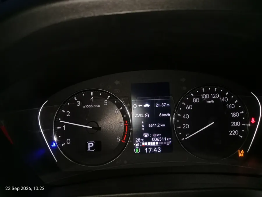 Foto Mobil Bekas Odometer Honda HR-V 1.5 SE tahun 2025