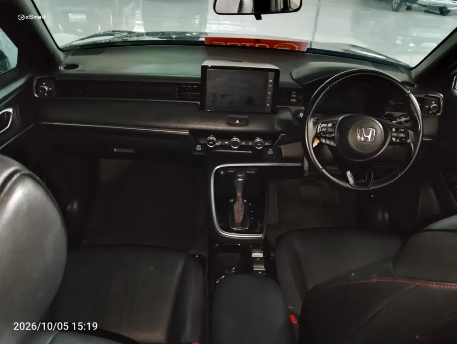 Foto Mobil Bekas Dashboard Honda HR-V 1.5 Turbo RS tahun 2022