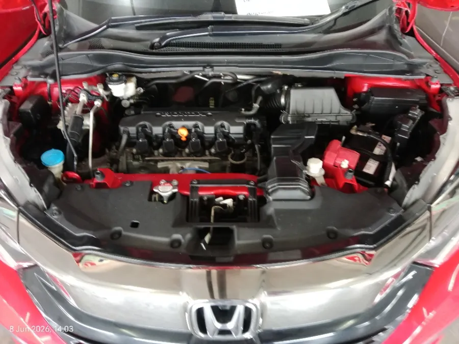 Foto Mobil Bekas Mesin Honda HR-V 1.8 Prestige tahun 2020