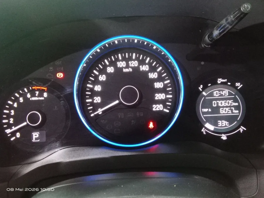 Foto Mobil Bekas Odometer Honda HR-V 1.8 RS tahun 2016