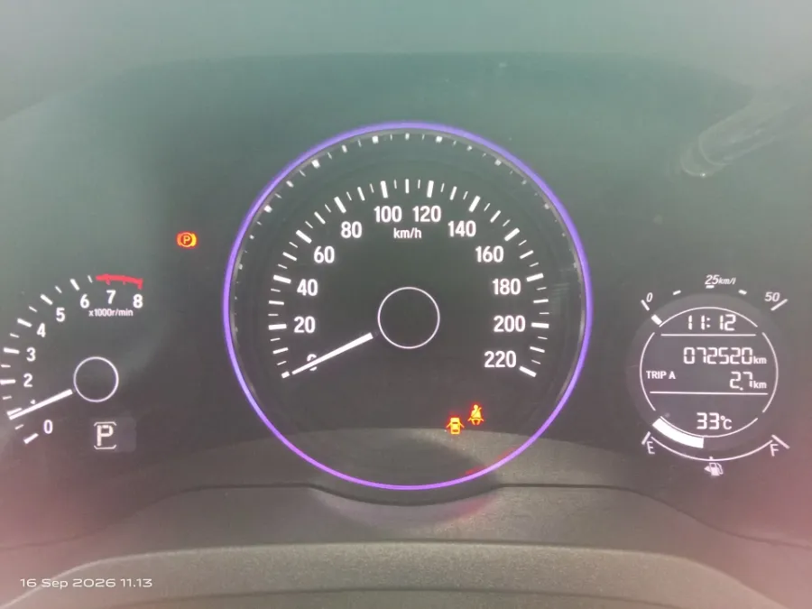 Foto Mobil Bekas Odometer Honda HR-V 1.8 RS tahun 2017