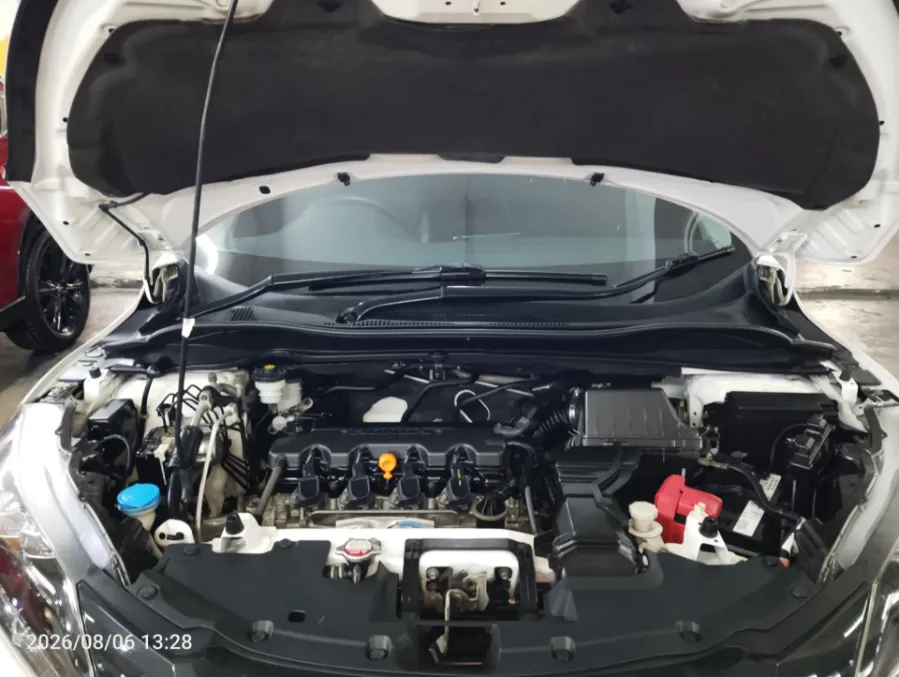 Foto Mobil Bekas Mesin Honda HR-V 1.8 RS tahun 2018