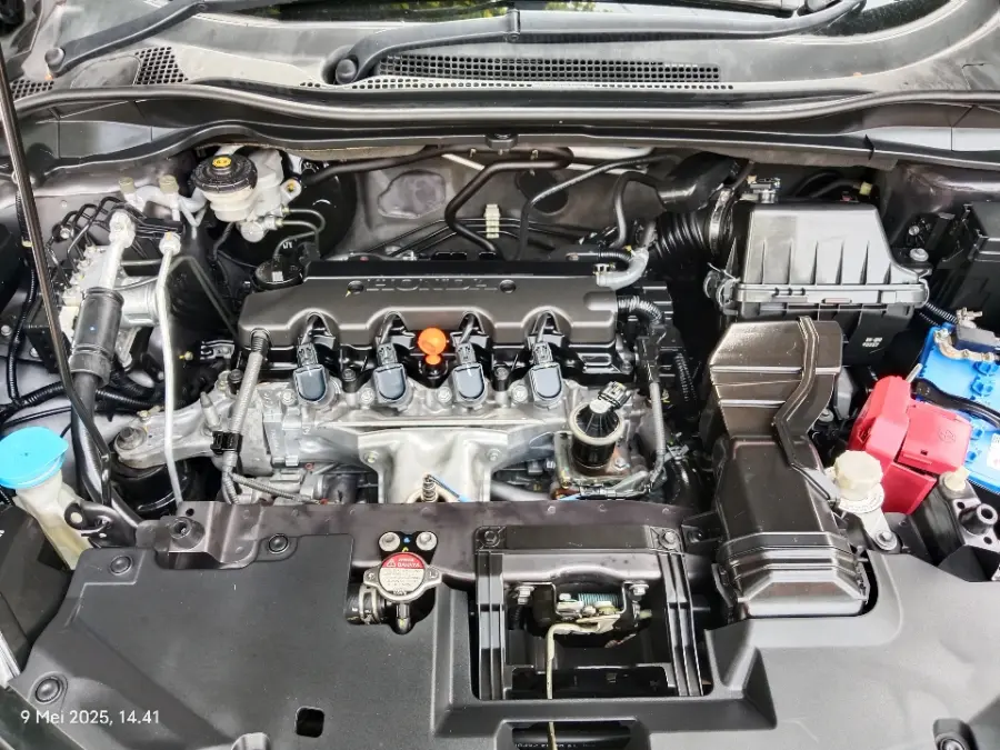Foto Mobil Bekas Mesin Honda HR-V 1.8 RS tahun 2019