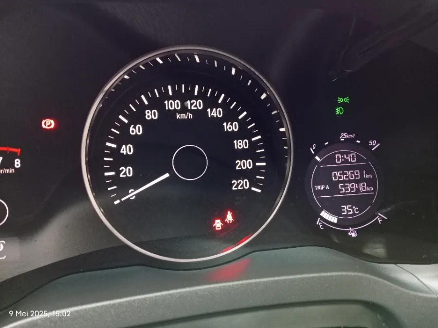 Foto Mobil Bekas Odometer Honda HR-V 1.8 RS tahun 2019