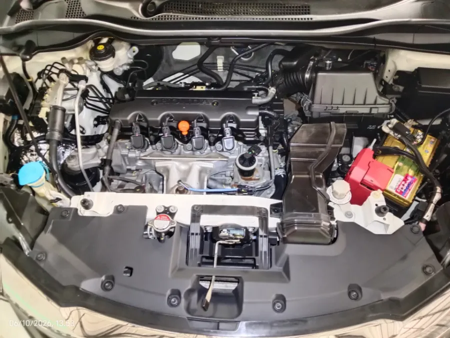 Foto Mobil Bekas Mesin Honda HR-V 1.8 RS tahun 2021