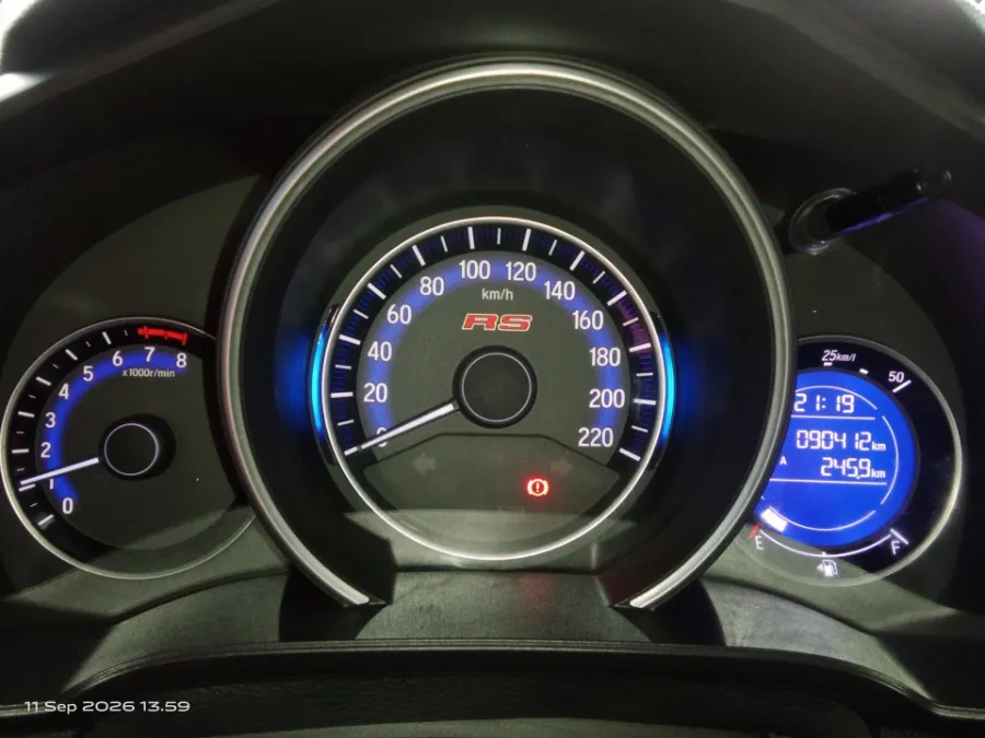 Foto Mobil Bekas Odometer Honda Jazz 1.5 RS tahun 2016