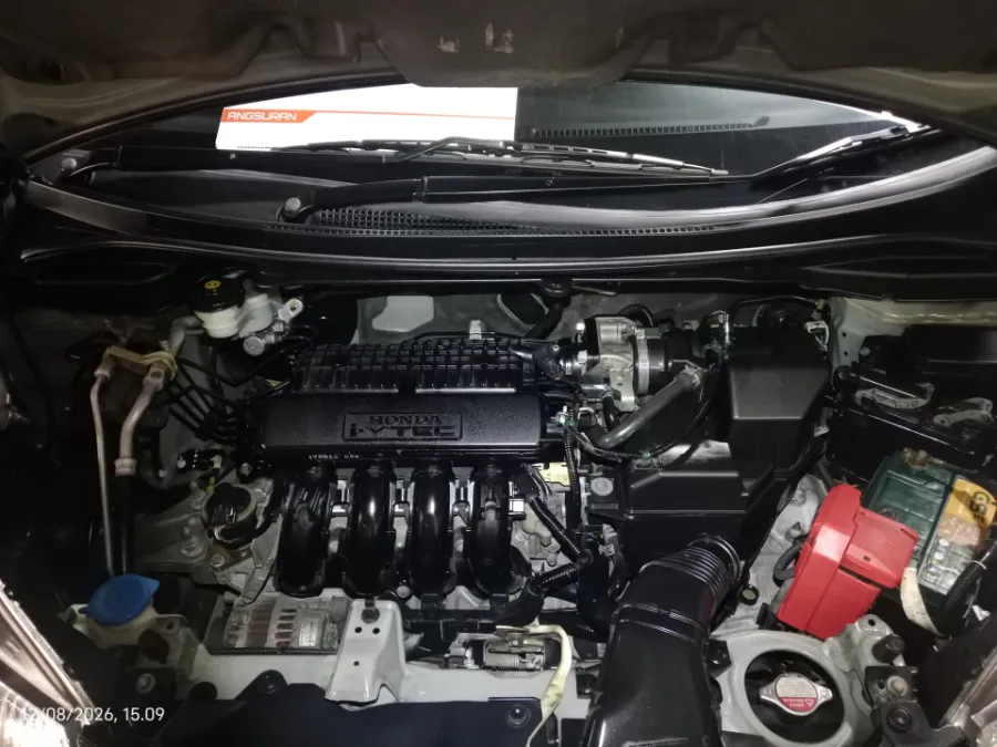 Foto Mobil Bekas Mesin Honda Jazz 1.5 RS tahun 2017