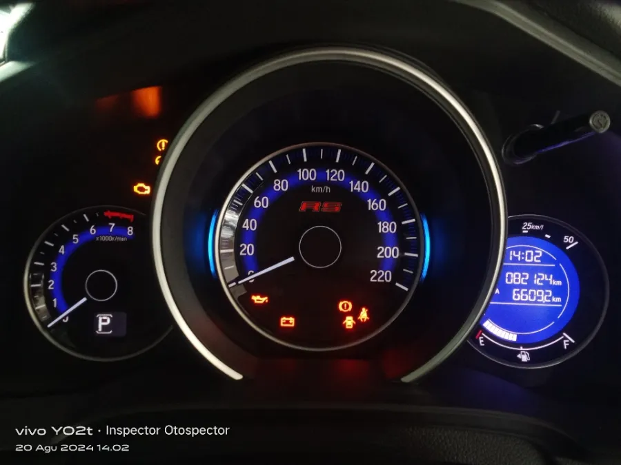 Foto Mobil Bekas Odometer Honda Jazz 1.5 RS tahun 2017