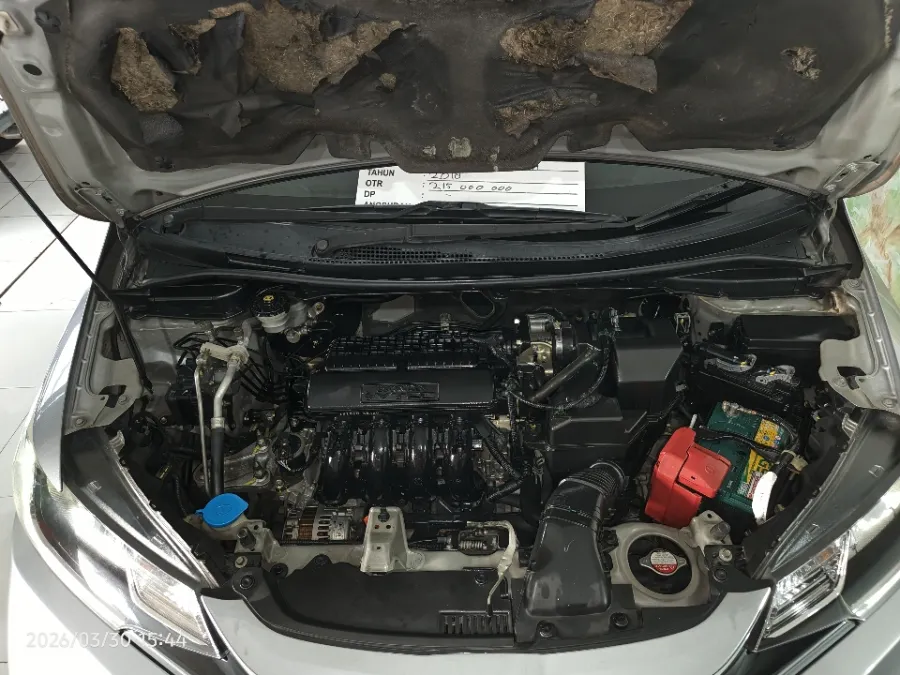 Foto Mobil Bekas Mesin Honda Jazz 1.5 RS tahun 2018