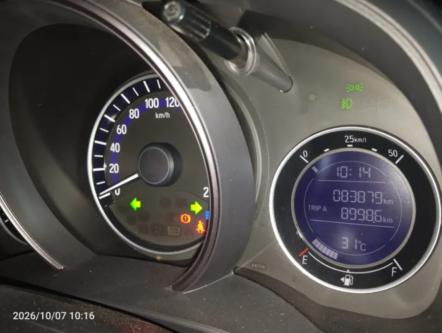 Foto Mobil Bekas Odometer Honda Jazz 1.5 RS tahun 2018