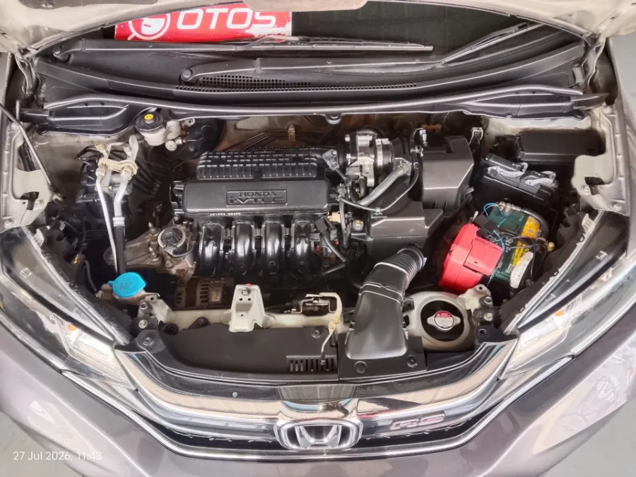 Foto Mobil Bekas Mesin Honda Jazz 1.5 RS tahun 2019
