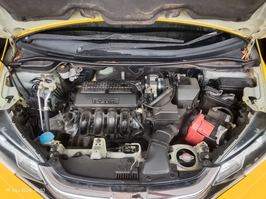 Foto Mobil Bekas Mesin Honda Jazz 1.5 RS tahun 2019