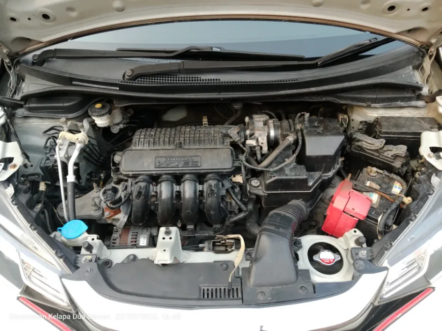 Foto Mobil Bekas Mesin Honda Jazz 1.5 RS tahun 2019