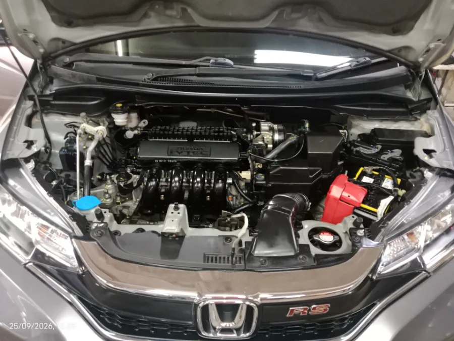 Foto Mobil Bekas Mesin Honda Jazz 1.5 RS tahun 2019