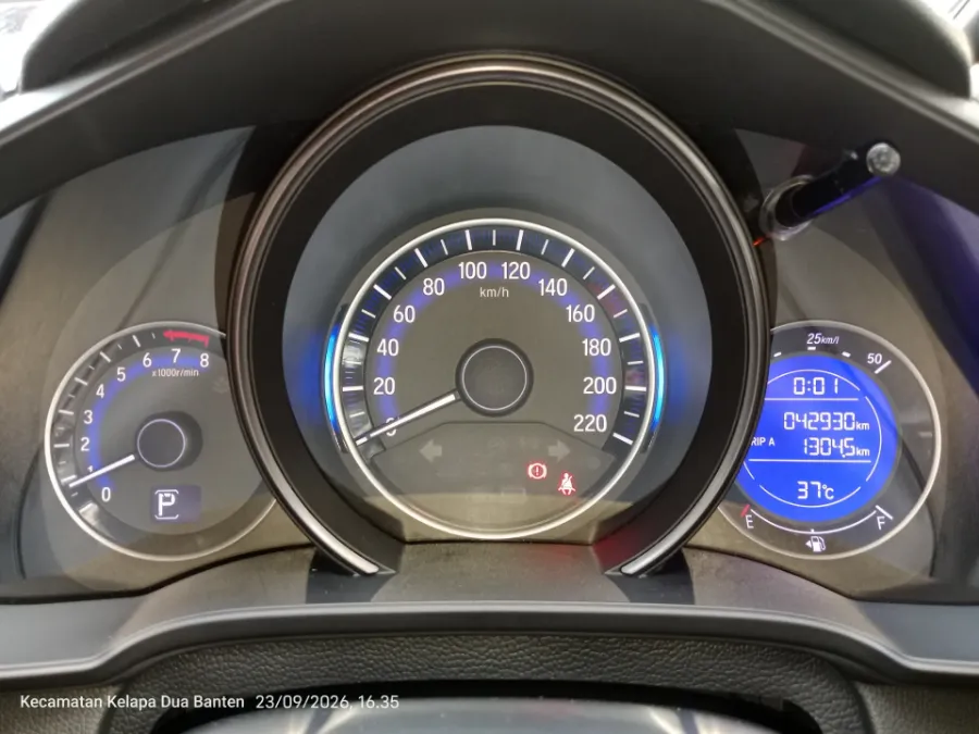 Foto Mobil Bekas Odometer Honda Jazz 1.5 RS tahun 2019