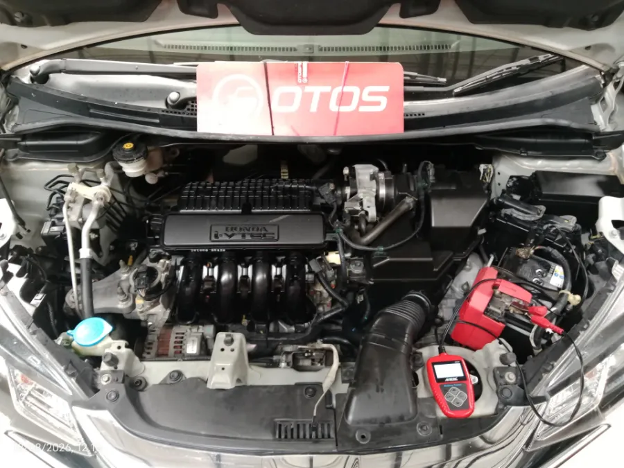 Foto Mobil Bekas Mesin Honda Jazz 1.5 RS tahun 2020