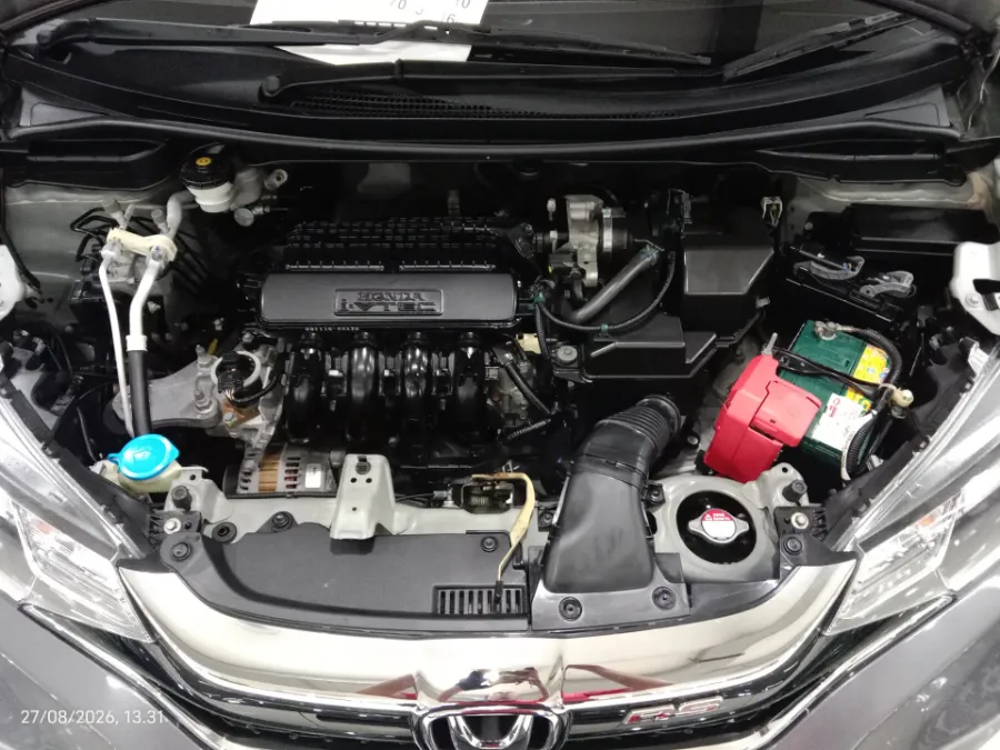 Foto Mobil Bekas Mesin Honda Jazz 1.5 RS tahun 2020