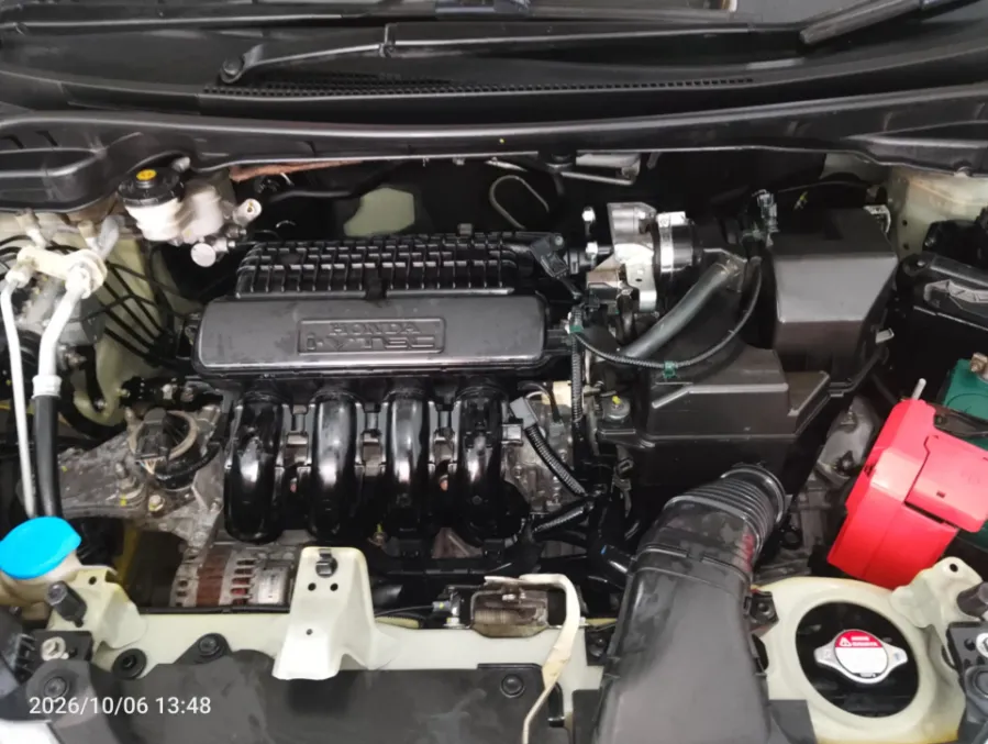 Foto Mobil Bekas Mesin Honda Jazz 1.5 RS tahun 2020