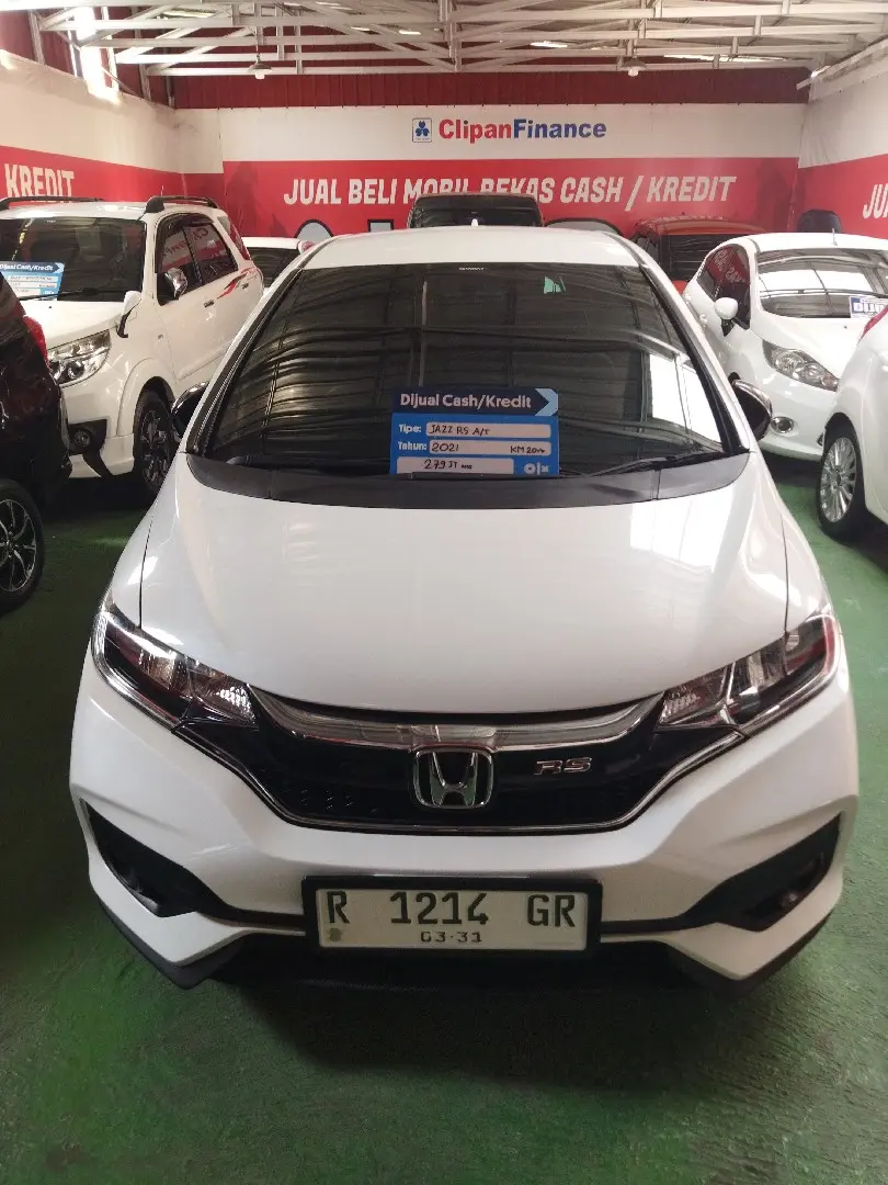 Foto Mobil Bekas Tampak Depan Honda Jazz 1.5 RS tahun 2021