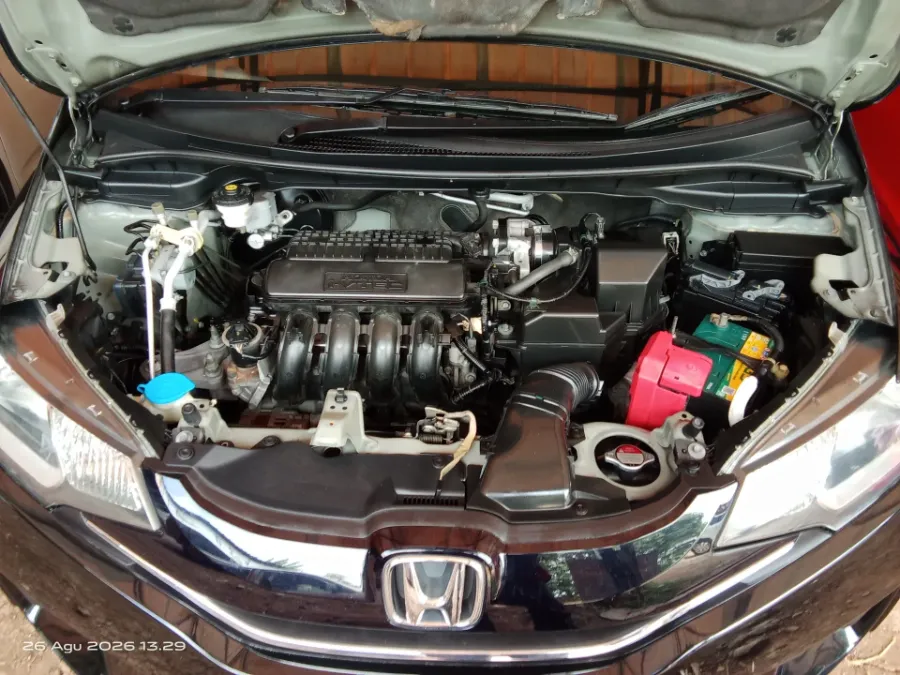 Foto Mobil Bekas Mesin Honda Jazz 1.5 S tahun 2016