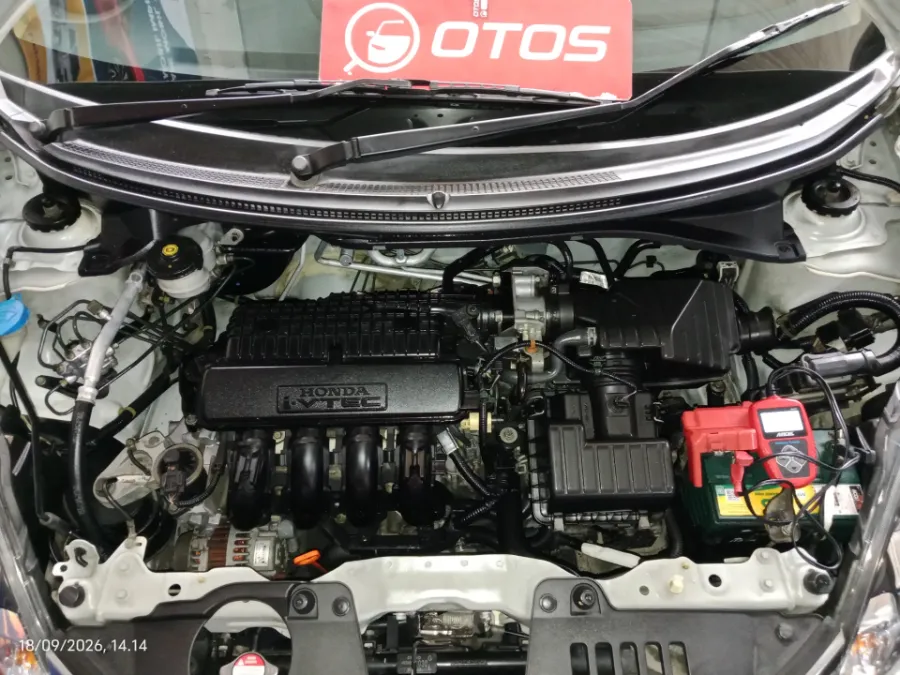 Foto Mobil Bekas Mesin Honda Mobilio 1.5 E tahun 2016