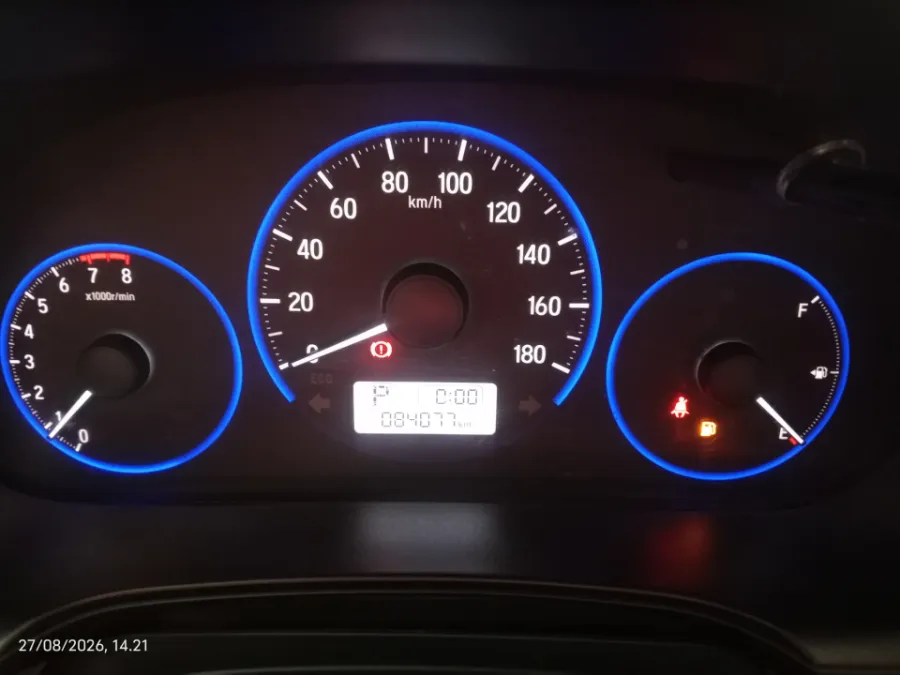 Foto Mobil Bekas Odometer Honda Mobilio 1.5 E tahun 2016