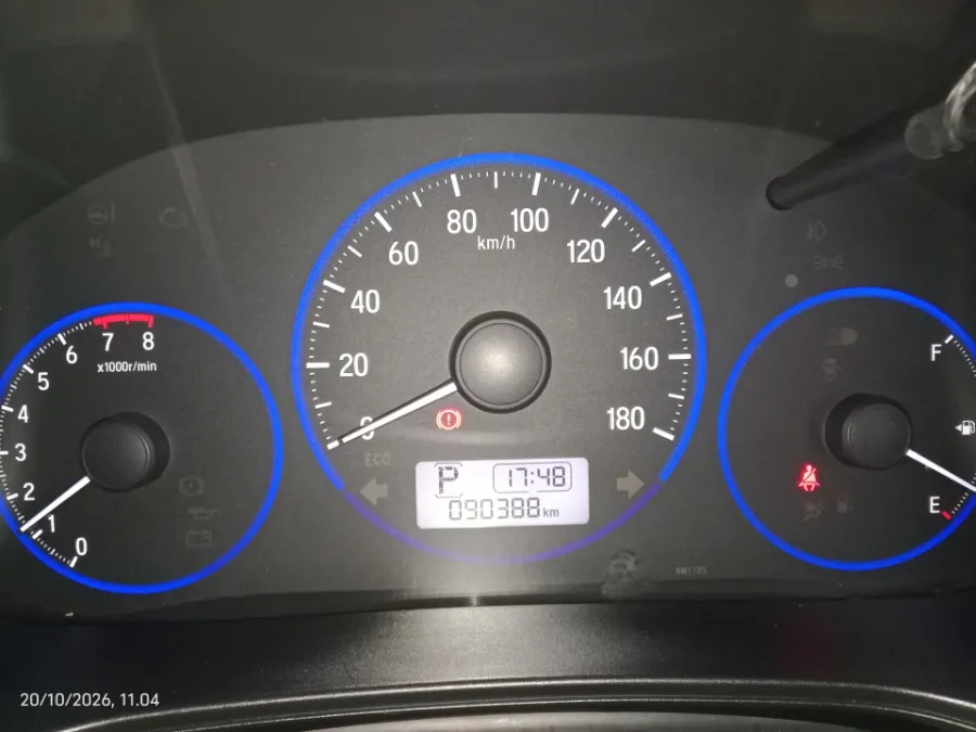 Foto Mobil Bekas Odometer Honda Mobilio 1.5 E tahun 2016
