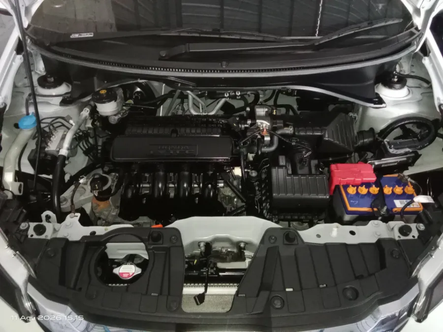 Foto Mobil Bekas Mesin Honda Mobilio 1.5 E tahun 2017