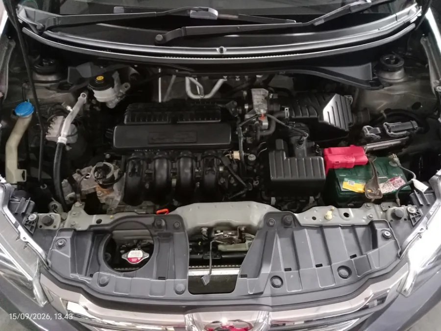 Foto Mobil Bekas Mesin Honda Mobilio 1.5 E tahun 2017