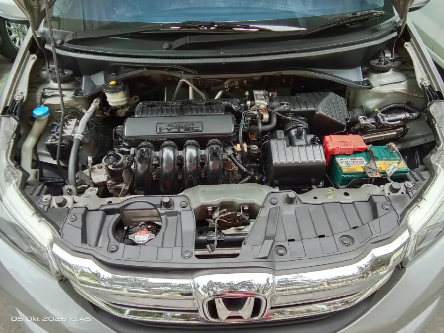 Foto Mobil Bekas Mesin Honda Mobilio 1.5 E tahun 2017