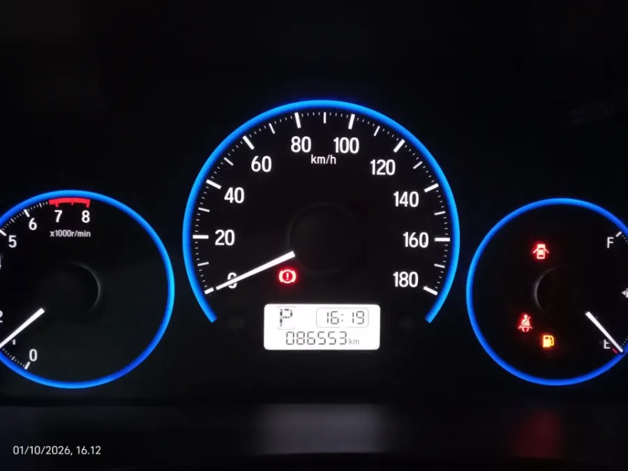 Foto Mobil Bekas Odometer Honda Mobilio 1.5 E tahun 2017