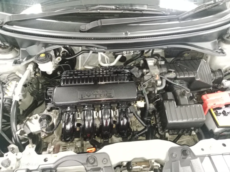 Foto Mobil Bekas Mesin Honda Mobilio 1.5 E tahun 2018