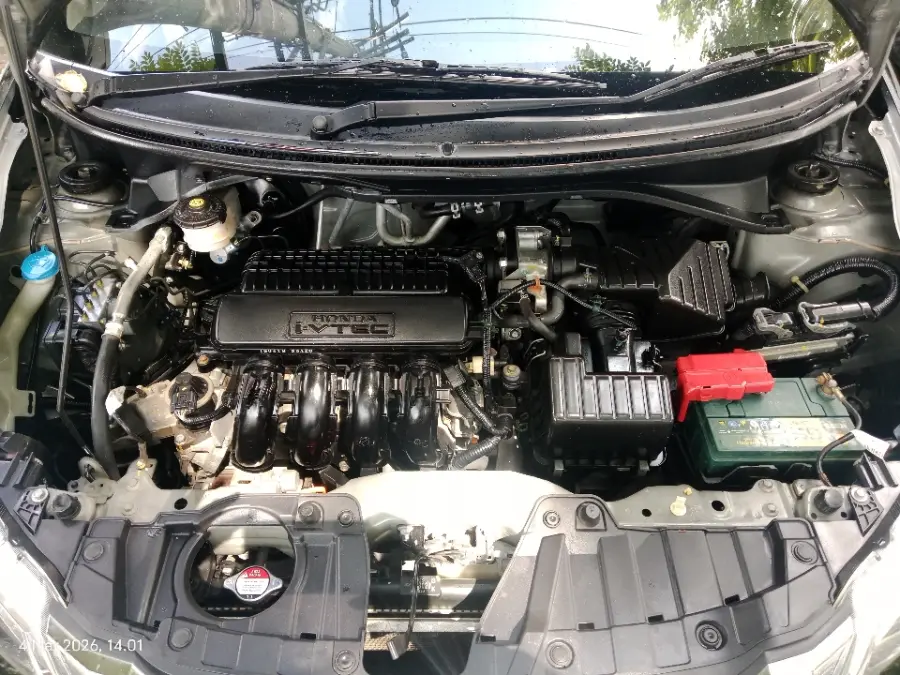 Foto Mobil Bekas Mesin Honda Mobilio 1.5 E tahun 2018