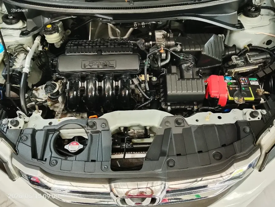 Foto Mobil Bekas Mesin Honda Mobilio 1.5 E tahun 2018